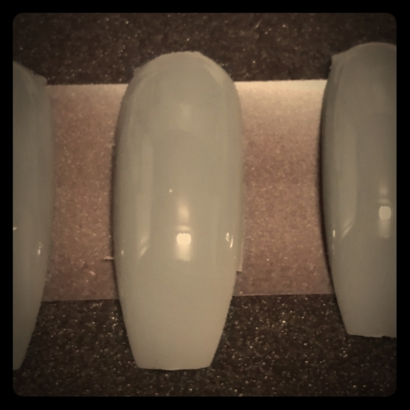 Gray Press On Nails - Picture 1 of 3